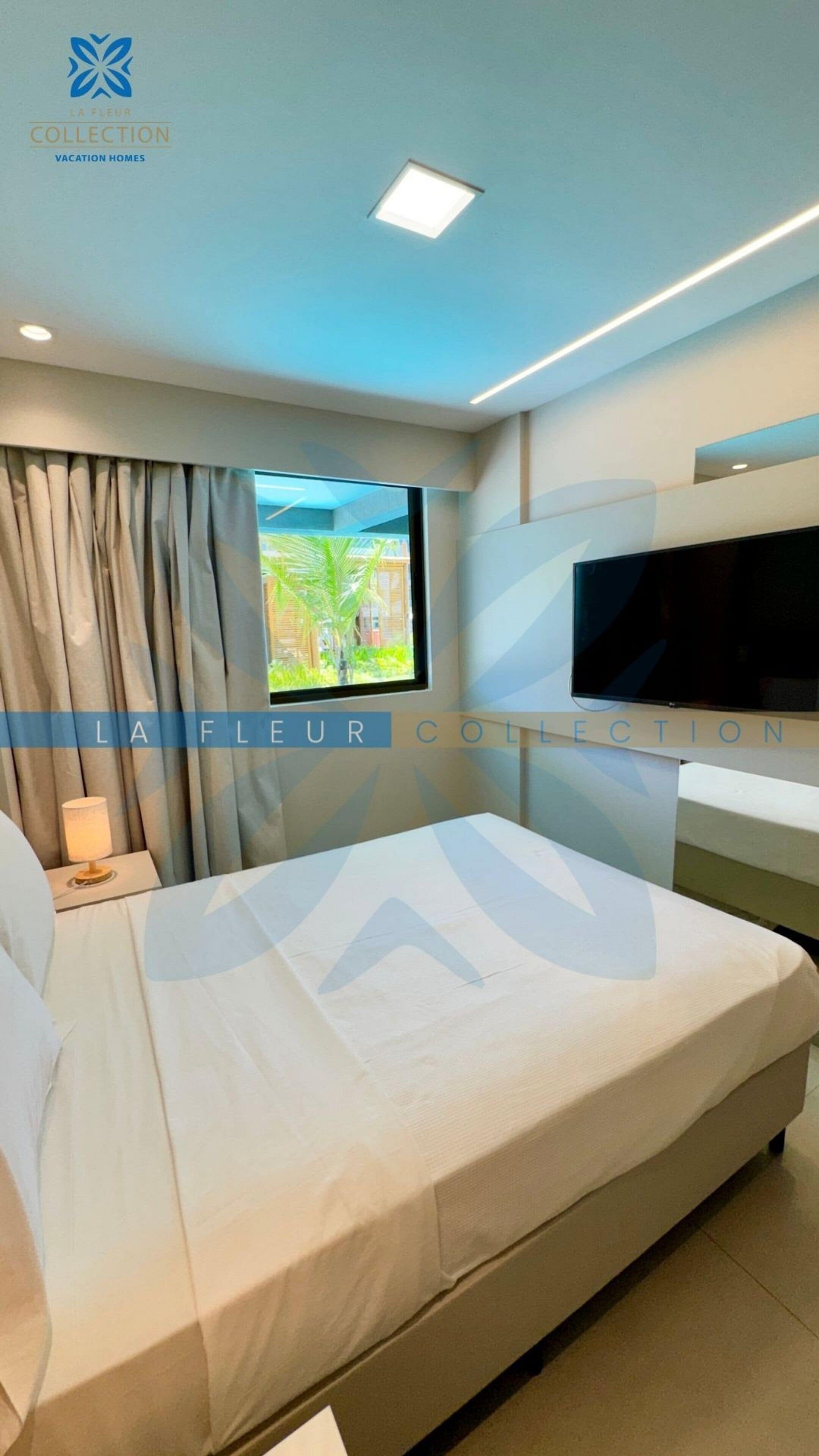 ستائر تعتيم وتجهيزات عازلة للصوت ومكواة/لوح كي وواي فاي مجانًا