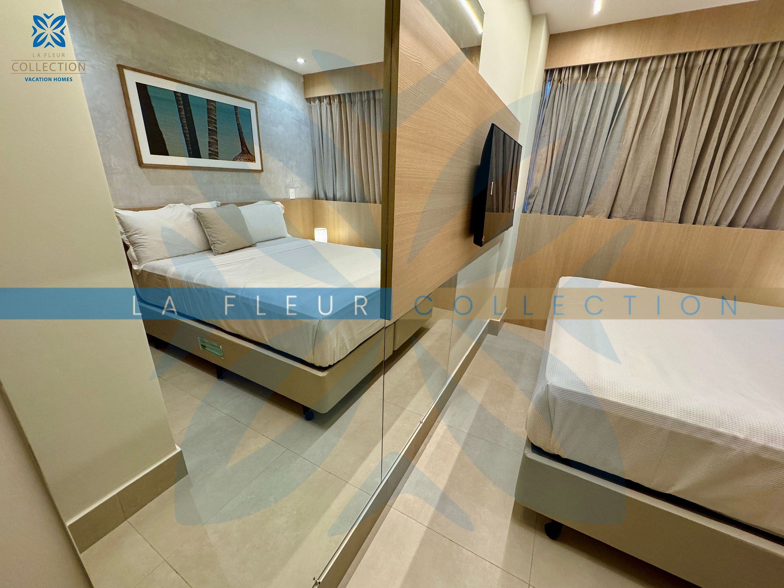 Deluxe Apartment | Laptop workspace, blackout curtains, soundproofing, iron/ironing board