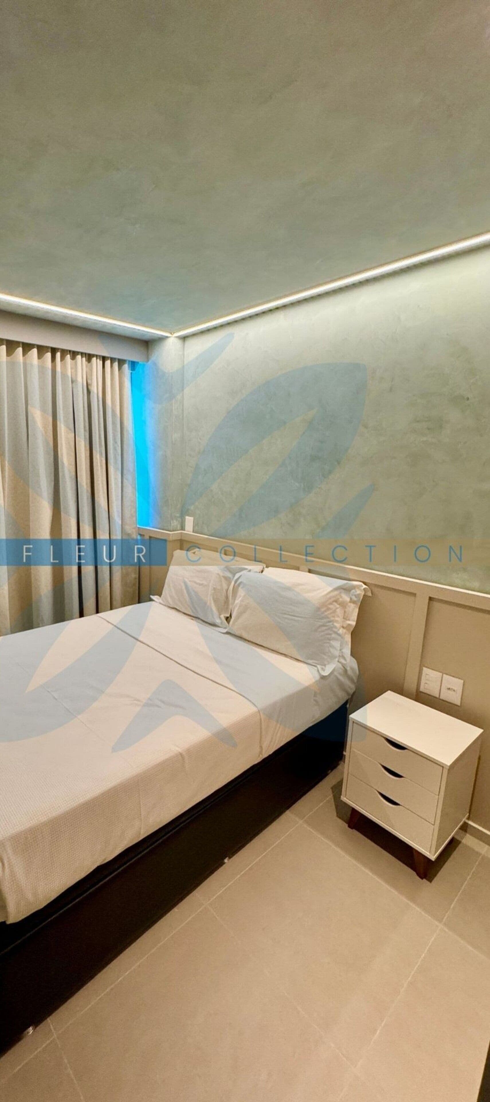 Deluxe Apartment | Laptop workspace, blackout curtains, soundproofing, iron/ironing board
