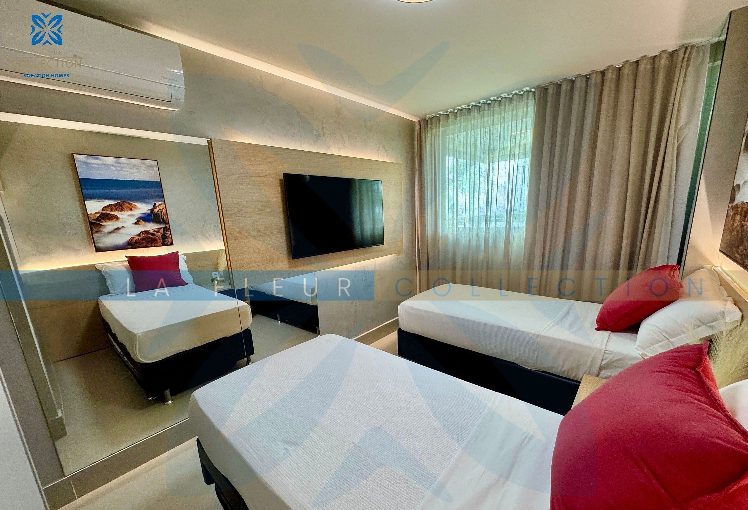 Departamento de lujo | Espacio para trabajar con laptop, cortinas blackout y insonorización 