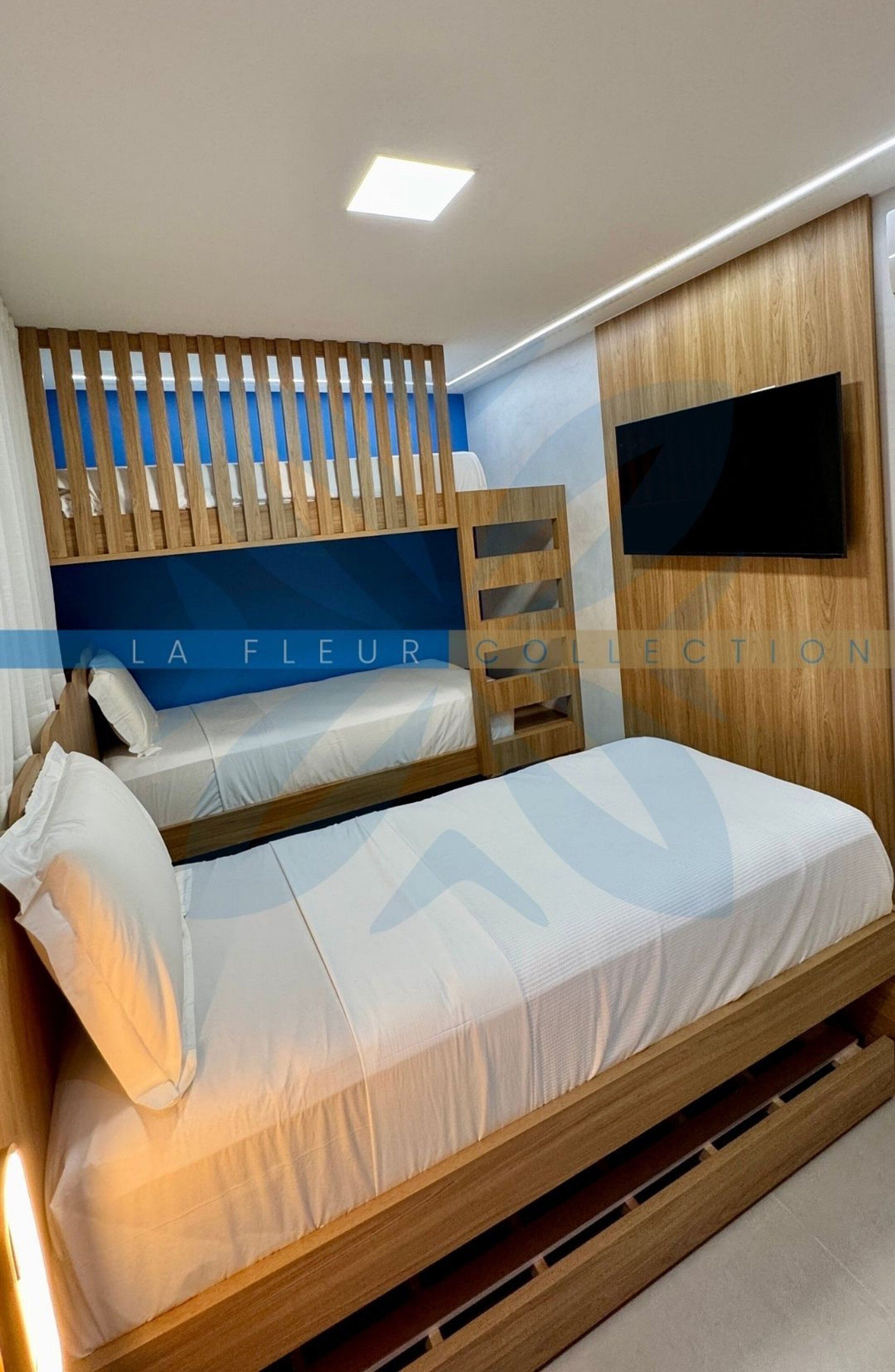 Luxury Apartment | Laptop workspace, blackout curtains, soundproofing, iron/ironing board