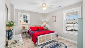 3 bedrooms, iron/ironing board, free WiFi