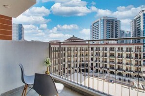 Property grounds - Modern Balcony Studio in Arjan - Near Miracle Garden & Mall of the Emirates (Dubai)