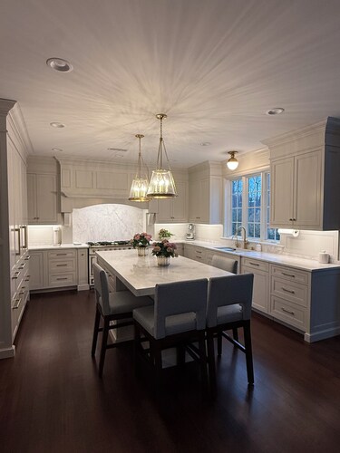 Walk to PGA Championship! Newly furnished and relaxing retreat with room for 10+