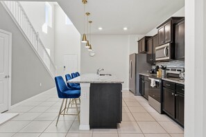 Private kitchen - 6BR Themed Home w/ Pool Windsor Island (Davenport)