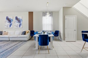 Dining - 6BR Themed Home w/ Pool Windsor Island (Davenport)