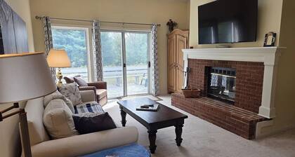 Tenney Mountain Ski Resort Condo