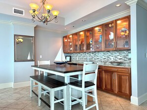 Dining - Bel Solé 1801 Penthouse 4 bedroom 4 bath located directly on Little Lagoon. (Gulf Shores)