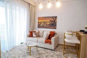 Condo, 1 phòng ngủ, phù hợp cho người khuyết tật, ban công | Phòng khách