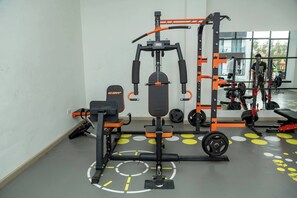 Condo, 1 quarto, acessível, sacada | Sala de fitness