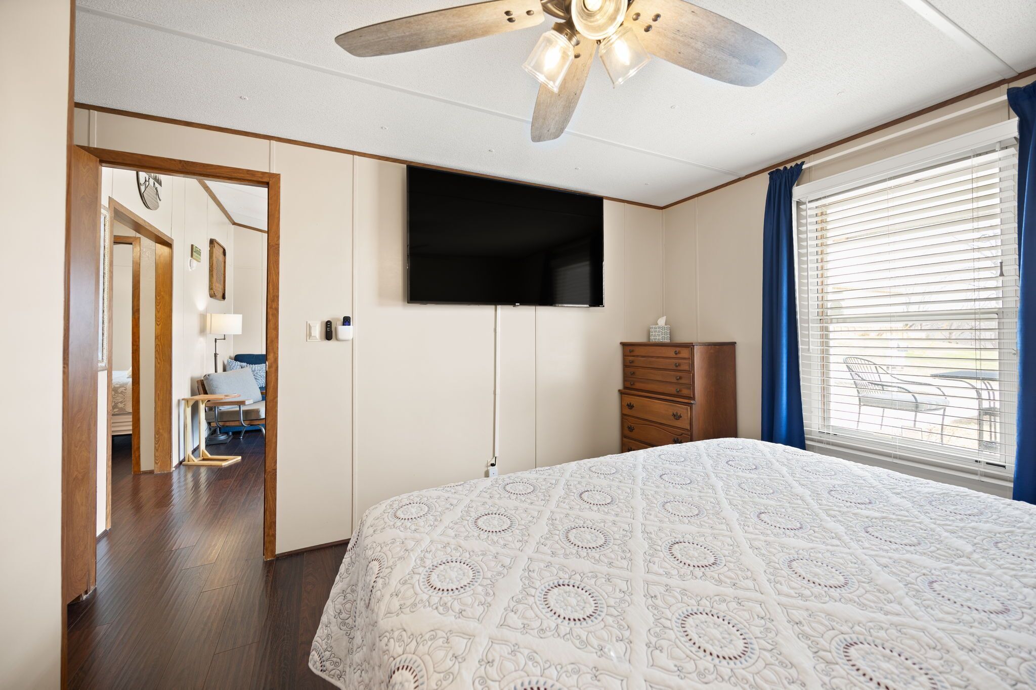 3 makuuhuonetta, internet, vuodevaatteet