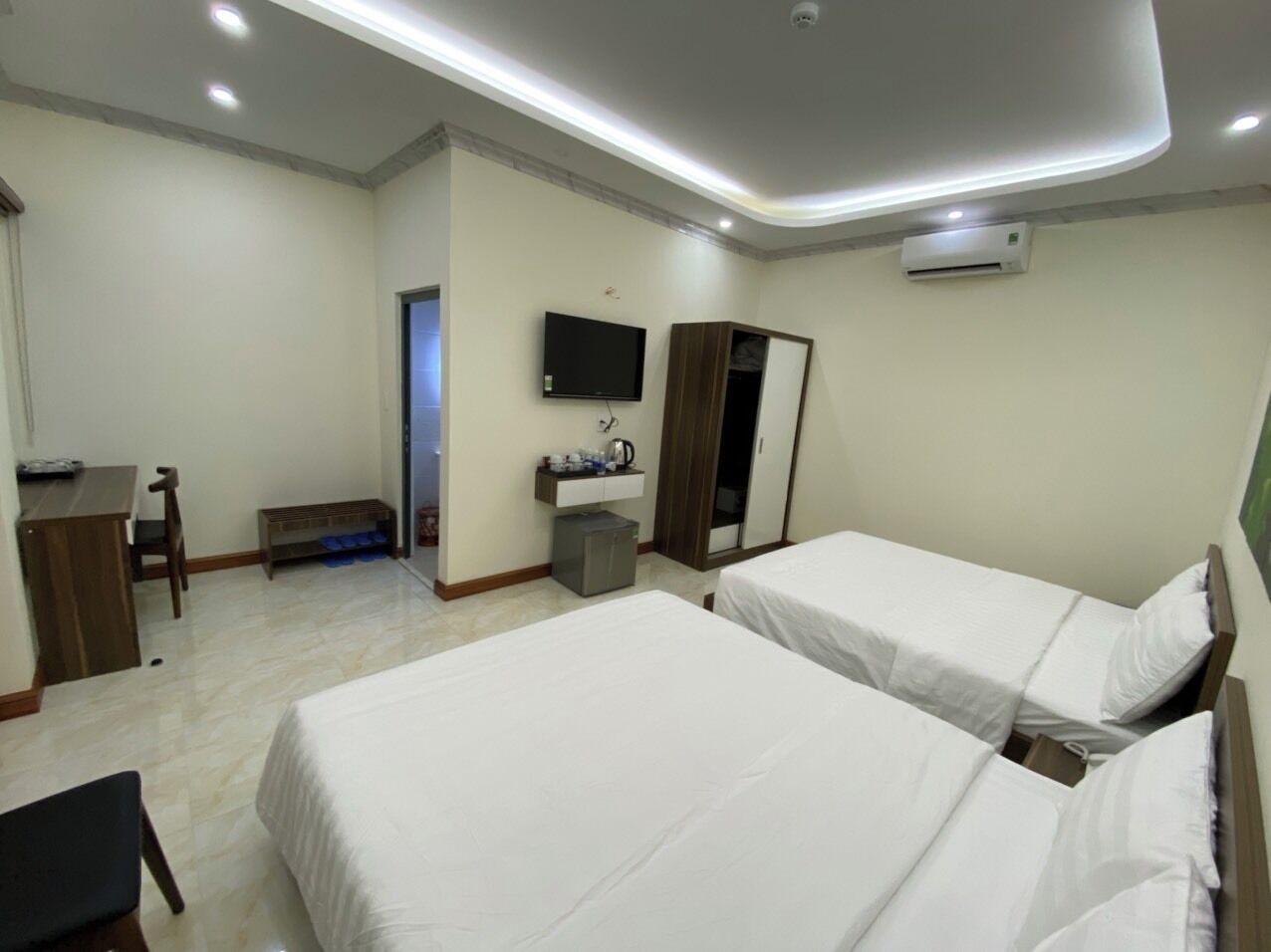 Phòng 4 | Két bảo mật tại phòng, bàn, khu vực làm việc phù hợp cho laptop 