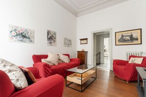 Living area - GuestHost - Spacious 105m2 apartment, perfect for 4 people, located on the mezzanine floor (stairs to access it) of a typical Milanese building.The accommodation is located in the Pagano district, a stone's throw from the M1 metro stop of the same name,  (Milan)