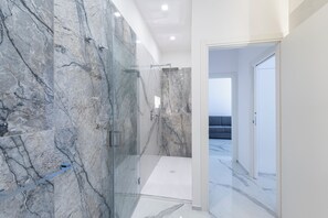 Imagen sin descripción, 3 de 7, botón