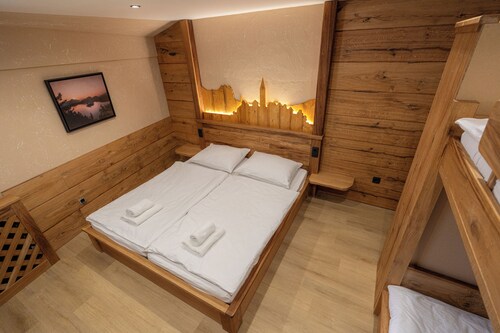 Bed & Breakfast LakeBled House