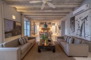 Living area - HOTEL NOI 1860: LUXURY HOME CARTAGENA DE INDIAS (Cartagena de Indias)