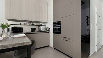 Fridge, microwave, oven, stovetop