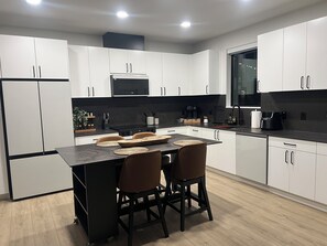 Microwave, oven, stovetop, dishwasher - Brand new 2-bedroom condo in beautiful New Braunfels (New Braunfels)