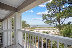 Property grounds - Ocean View, Golf Cart Included, Club Cards Available - 8 River Club (Fripp Island)