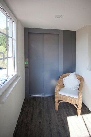 50-cm flat-screen TV with satellite channels - Landhotel Freiämter Hof (Freiamt)