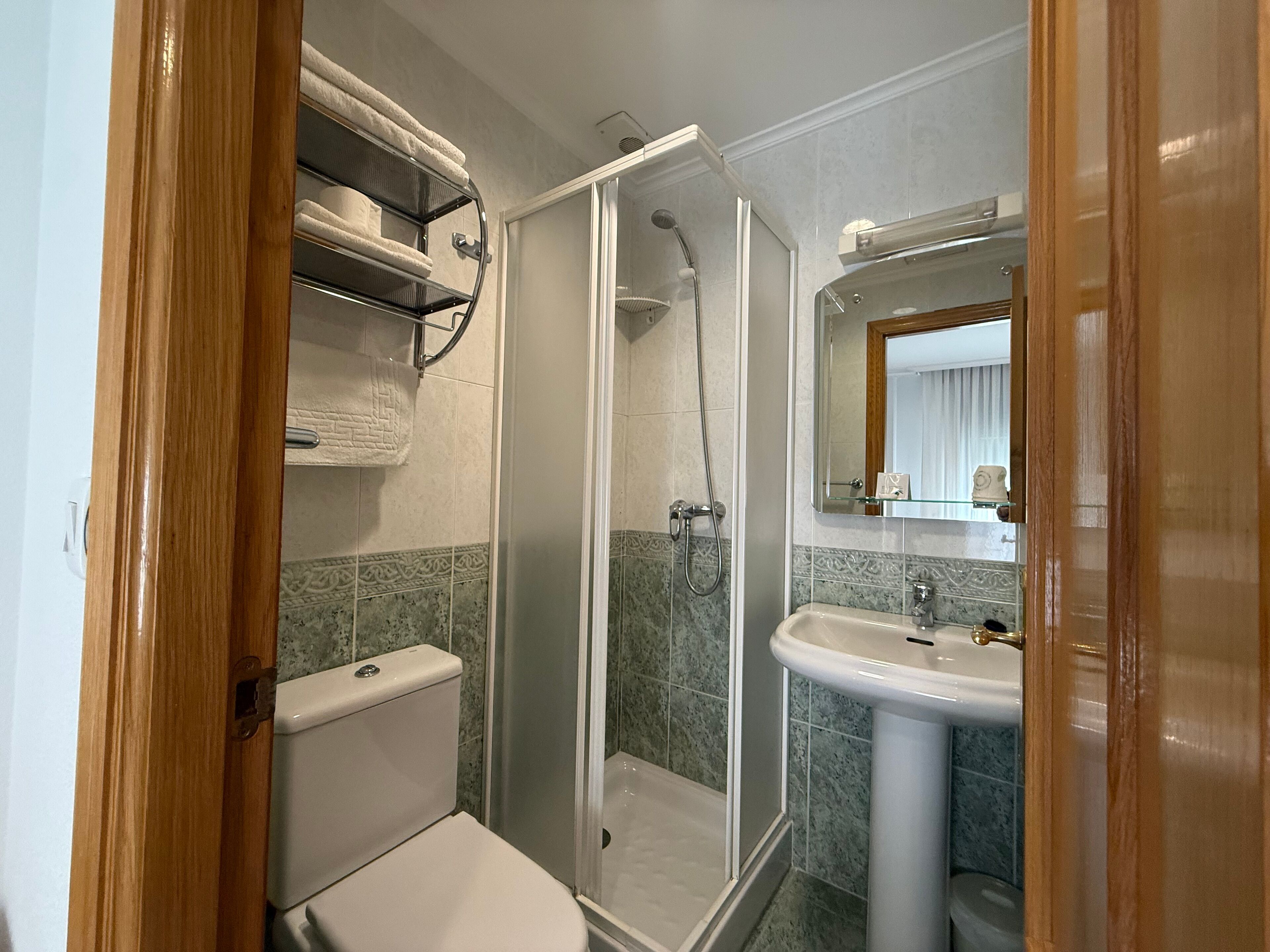 Double Room | Bathroom