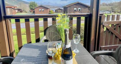 Privately Owned Lodge with Hot Tub and Loch Views