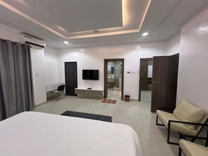 Tabla de planchar con plancha y wifi gratis 