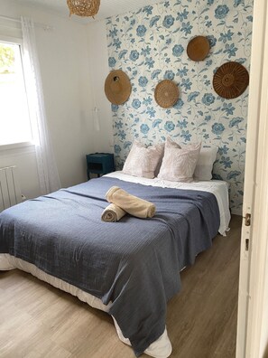 3 bedrooms, iron/ironing board, WiFi - Relaxing seaside weekend with private Jacuzzi (Jard-sur-Mer)