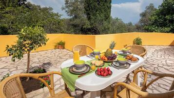 Villa, 3 chambres, fumeurs, balcon | Vue depuis lâhĂ©bergement