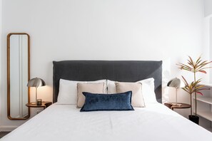 Room - Experience the essence of Madrid from this bright, 60 m² apartment located on the twelfth floor next to Plaza Castilla, one of the city's best-connected hubs. Metro lines 1, 9, and 10, as well as the bus interchange, are just steps away (MADRID)