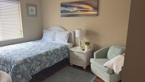 1 bedroom, WiFi, bed sheets - Tranquil setting room/private entry (North Port)