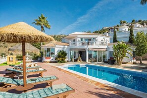 Pool - Villa Selvatic with Sea Views, Pool, Sauna, and Cinema (Arenas)