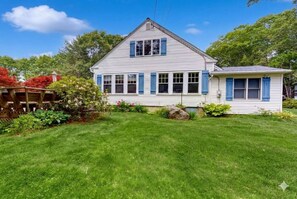 Exterior - Harbor View House | Walk to Water (Boothbay Harbor)