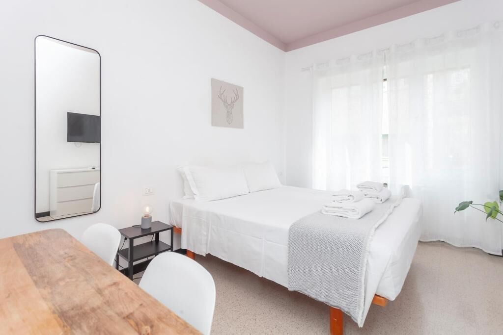 Double Room | Iron/ironing board, free WiFi