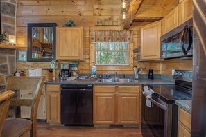 Fridge, microwave, oven, stovetop - Hilltop Bearadise: Gatlinburg! Game Room, Hot Tub, near Attractions! (Gatlinburg)