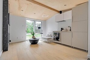 Interior - Rockway Motel  (Amherst)