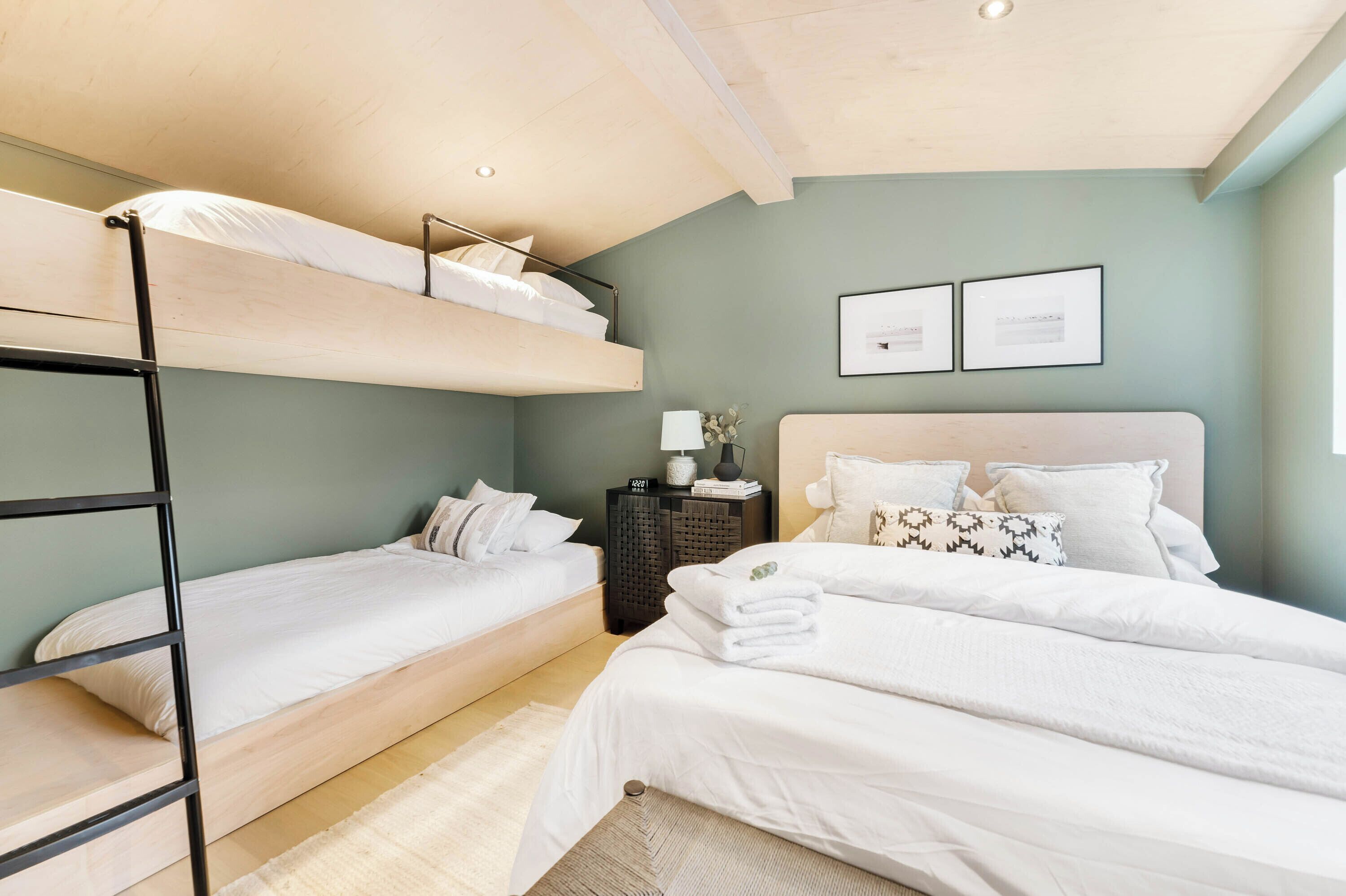 Chalet supérieur, vue sur la montagne | Accès au Wi-Fi (inclus)