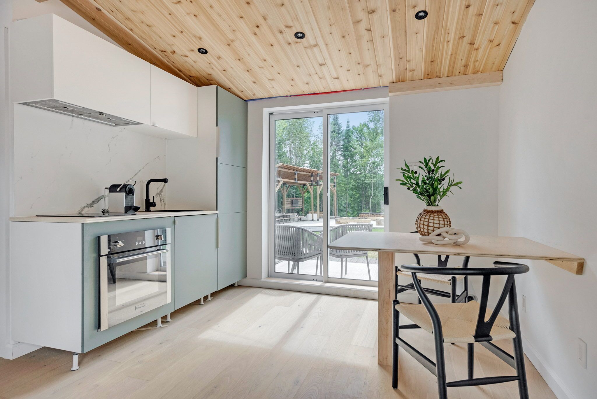 Superior Chalet, Mountain View | Private kitchen