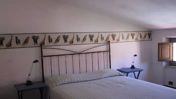 4 bedrooms, bed sheets