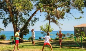 Property grounds - Apartment in Corsica Near Sandy Beach (Linguizzetta)