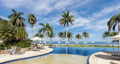 The Palms 26 Beachfront Luxury Villa - Ocean Views + Concierge - Playa Flamingo