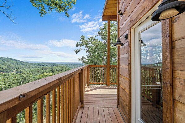 Terrace/patio - Great place for One or Two, Cozy, Hot Tub, Views (Pigeon Forge)