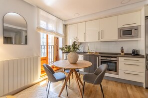 Dishwasher - Cozy Apartment for Two in Alcalá Area (Madrid)