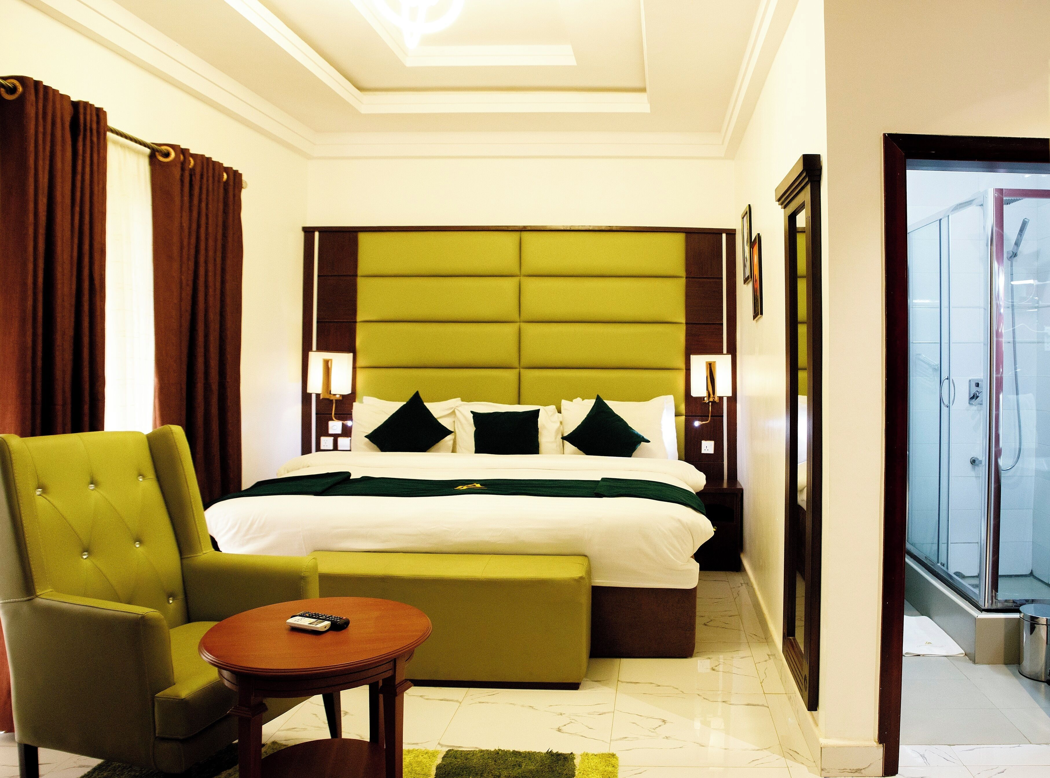 商务客房 | 浴室 | 淋浴设施、免费洗浴用品、毛巾、肥皂