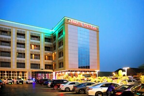 Imagem sem classificação, 2 de 6, botão