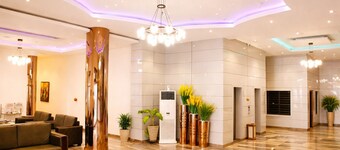 Pinnacle Castle Hotel Asaba