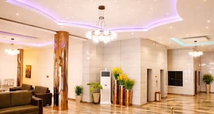 Pinnacle Castle Hotel Asaba