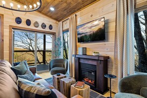 Unclassified image, 4 of 67, button - Birdie Ridge Cabin with Beautiful Mountain Views in Gatlinburg (Gatlinburg)