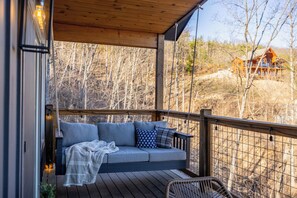 Luokittelematon kuva, 5 kautta 67, painike