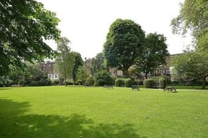 Property grounds - Great Central Location - 2bed Chelsea Earls Court (London)